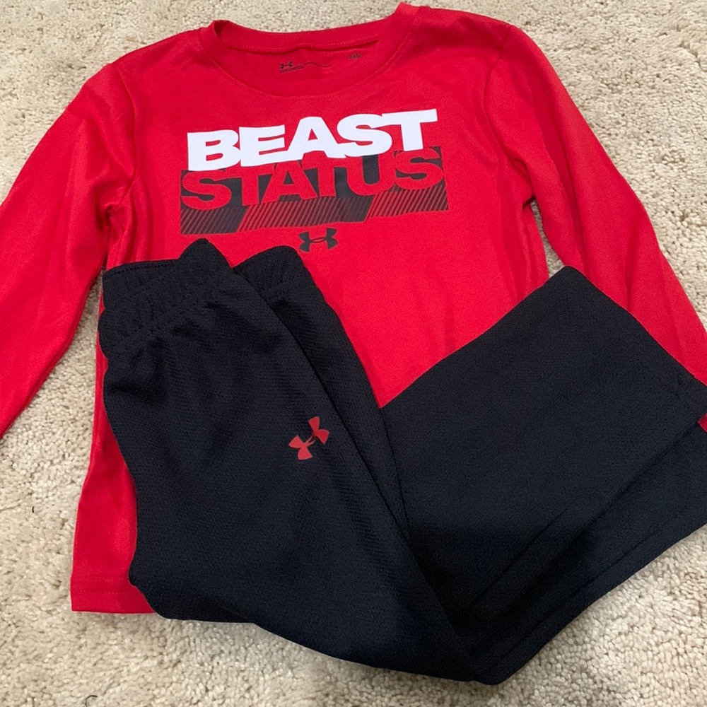 Under armor outfit - size 24 months